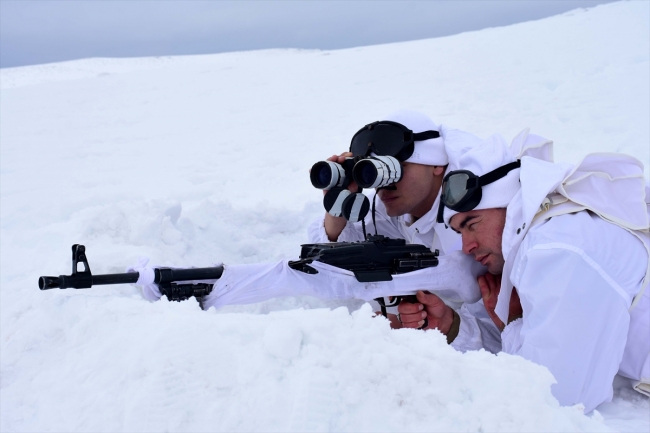 “Alparslanlar” ve “Kılıçlar” teröristlerin korkulu rüyası oldu